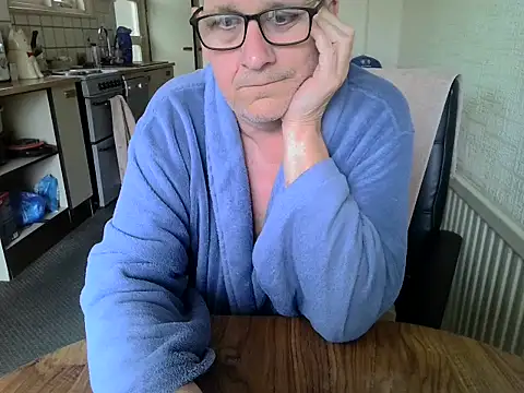Snapshot of daddyflash chatting on April 2026 07:13:02 AM daddyflash online show from April 2026 07:13:02 AM