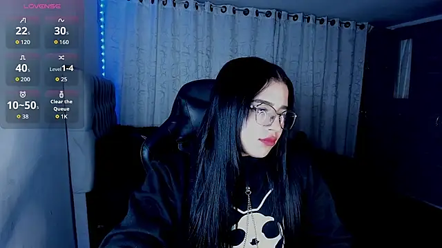 aliice walker  online show from December 2025 03:34:02 AM