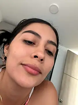 Sophie  Foxxx online show from November 2025 08:05:01 PM