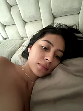 Sophie  Foxxx online show from November 2025 03:15:02 PM