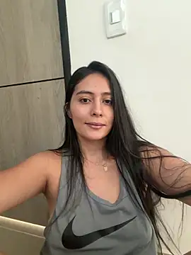 Snapshot of Sophie__Foxxx chatting on April 2026 06:10:01 PM Sophie Foxxx online show from April 2026 06:10:01 PM