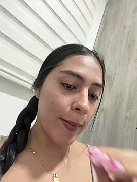 Snapshot of Sophie__Foxxx chatting on May 2026 12:52:02 AM Sophie Foxxx online show from May 2026 12:52:02 AM