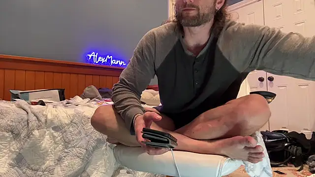 alexmannd online show from February 2025 04:21:02 AM