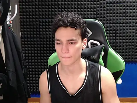 Curly Angel24 online show from February 2026 11:22:01 PM