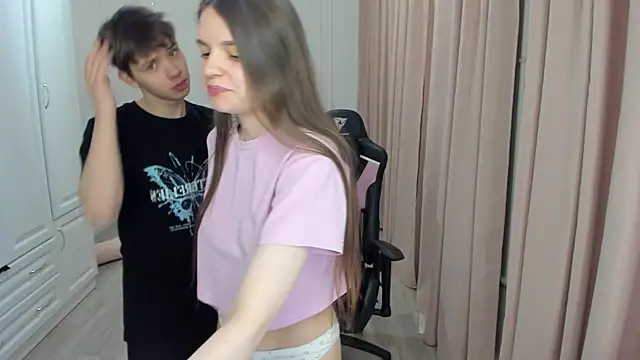 Snapshot of lil_cassie chatting on February 2025 03:02:01 AM lil cassie online show from February 2025 03:02:01 AM
