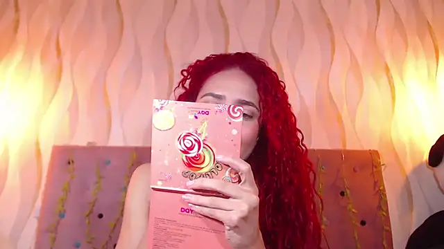 IsabelaLatina online show from September 2025 01:27:01 PM