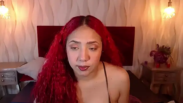 Snapshot of IsabelaLatina chatting on May 2026 06:22:01 AM IsabelaLatina online show from May 2026 06:22:01 AM