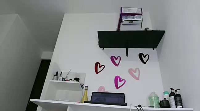 ari sexy1 online show from December 2024 01:45:01 AM