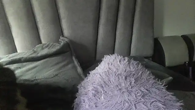 Charis 21 online show from March 2026 09:36:02 PM