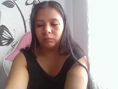 Charis 21 online show from April 2026 05:39:01 PM