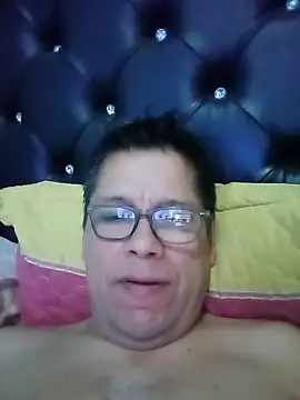 Snapshot of Piero280 chatting on May 2026 09:24:01 PM Piero280 online show from May 2026 09:24:01 PM