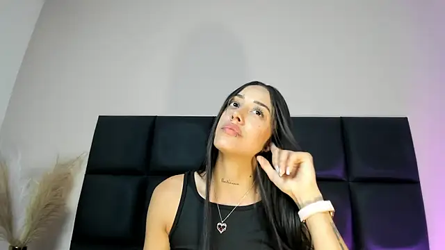 NoraDasilva online show from February 2026 12:37:02 AM