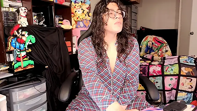 Snapshot of ShinyCherub chatting on January 2026 11:04:01 AM ShinyCherub online show from January 2026 11:04:01 AM