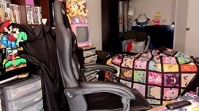 Snapshot of ShinyCherub chatting on February 2026 04:08:01 AM ShinyCherub online show from February 2026 04:08:01 AM