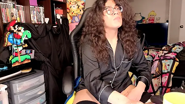 Snapshot of ShinyCherub chatting on February 2026 03:03:01 AM ShinyCherub online show from February 2026 03:03:01 AM