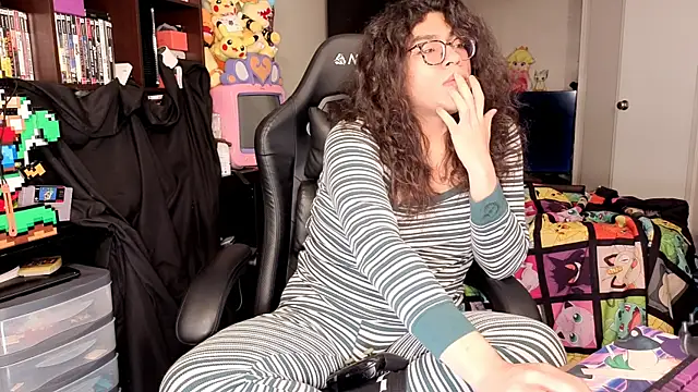 Snapshot of ShinyCherub chatting on February 2026 10:06:02 PM ShinyCherub online show from February 2026 10:06:02 PM