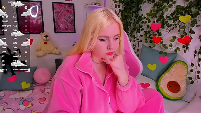 art lovee online show from February 2026 01:18:02 AM