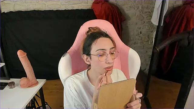 Mayala   online show from March 2026 06:34:01 PM