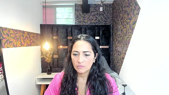 Snapshot of KatteMilf chatting on April 2026 07:29:02 PM KatteMilf online show from April 2026 07:29:02 PM