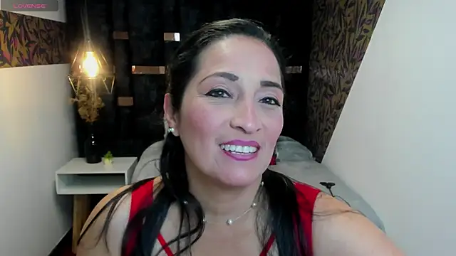 Snapshot of KatteMilf chatting on May 2026 07:44:02 PM KatteMilf online show from May 2026 07:44:02 PM