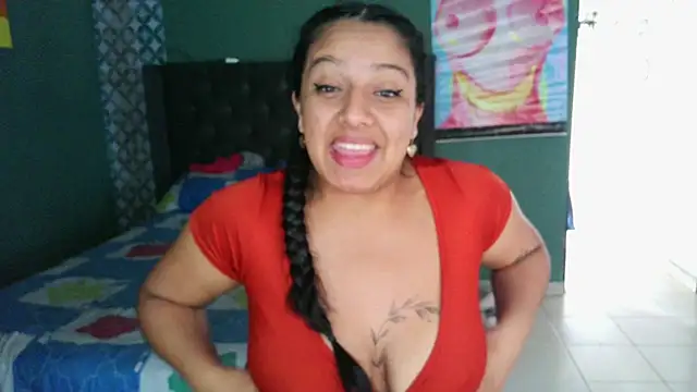 almaswan1 online show from October 2025 04:18:01 PM