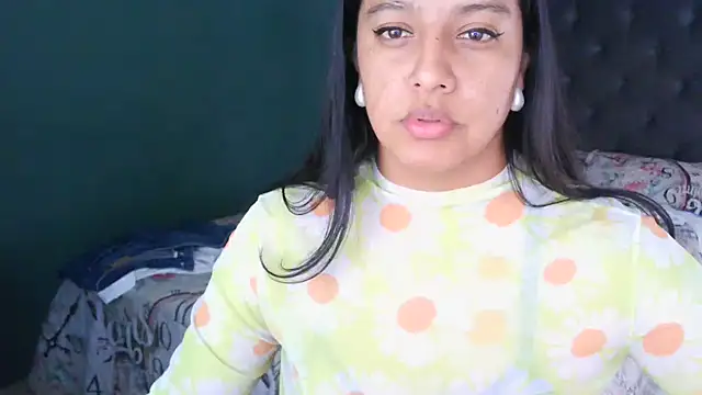 almaswan1 online show from November 2025 04:29:01 PM