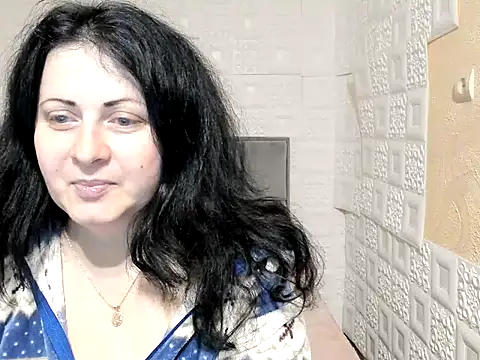 Lillian2 online show from March 2025 09:25:02 PM