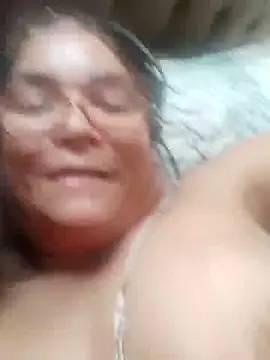 Delicy1 online show from February 2025 08:00:01 PM