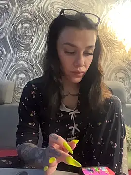 Queen of pain online show from March 2026 07:57:02 AM