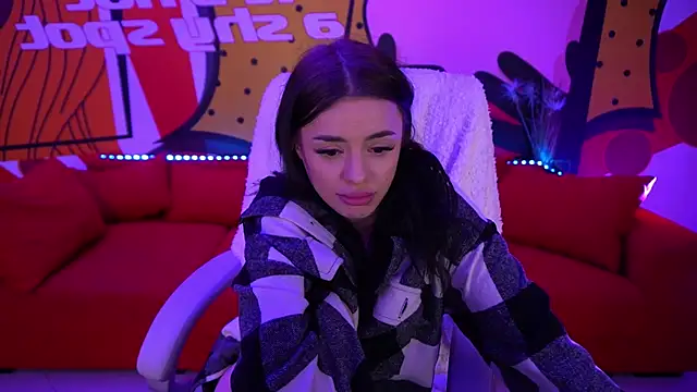 Snapshot of Daenerys_Daenn chatting on January 2025 07:23:02 PM Daenerys Daenn online show from January 2025 07:23:02 PM