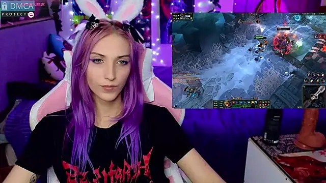 Violet Noir online show from January 2025 10:40:01 AM