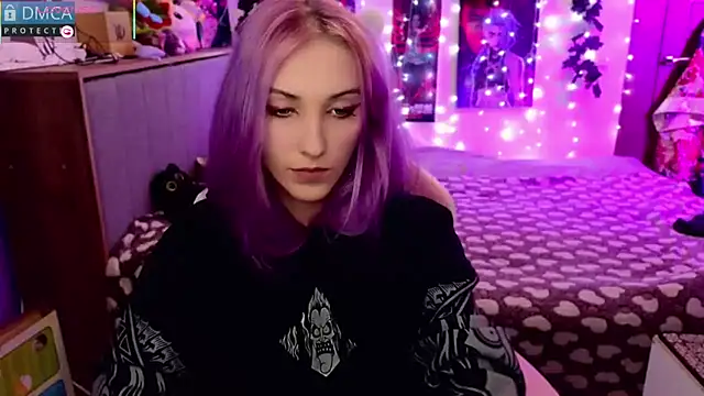 Violet Noir online show from January 2025 06:57:01 AM