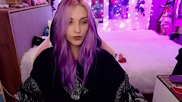 Violet Noir online show from January 2025 08:11:02 AM