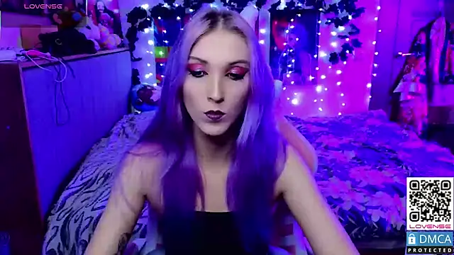 Violet Noir online show from February 2025 11:20:02 AM