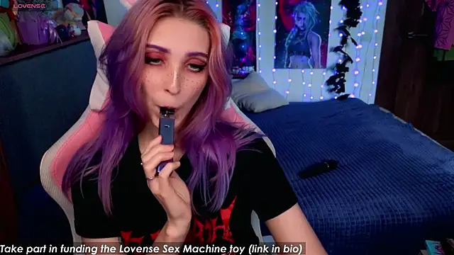 Violet Noir online show from September 2025 05:18:01 AM