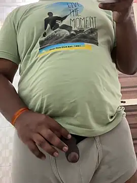 Snapshot of Honeydick7 chatting on February 2026 04:38:01 AM Honeydick7 online show from February 2026 04:38:01 AM