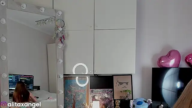Snapshot of AlitaXAngelic chatting on July 2026 05:40:01 PM AlitaXAngelic online show from July 2026 05:40:01 PM
