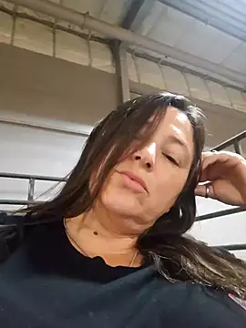 Snapshot of angelbaby1998 chatting on December 2024 02:31:01 AM angelbaby1998 online show from December 2024 02:31:01 AM