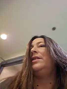 Snapshot of angelbaby1998 chatting on January 2025 04:09:01 AM angelbaby1998 online show from January 2025 04:09:01 AM