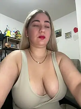 Celestedubois online show from April 2026 02:05:01 AM