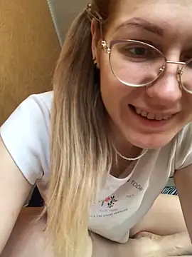  Sweet Love  online show from February 2025 07:59:02 AM