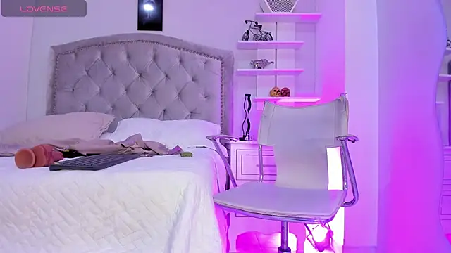 CamileHolmes online show from January 2025 07:44:02 AM