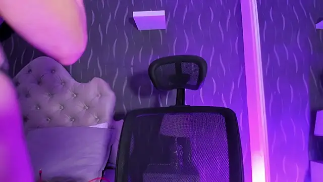 CamileHolmes online show from January 2025 04:23:02 AM