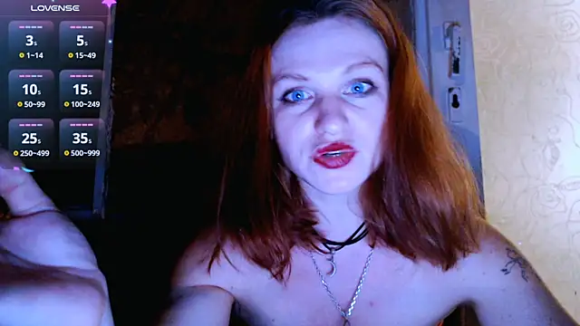 Cassie Wild online show from September 2025 03:22:01 PM