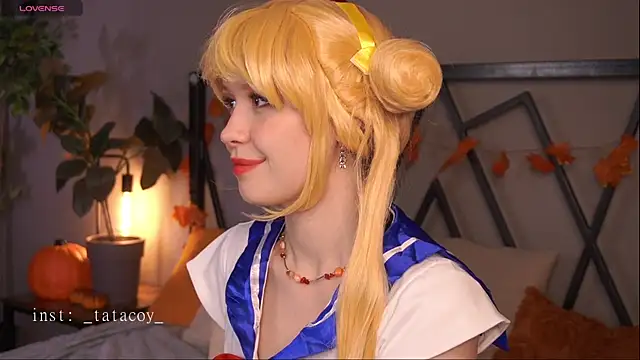 Snapshot of TataCoy chatting on November 2025 08:11:02 PM TataCoy online show from November 2025 08:11:02 PM