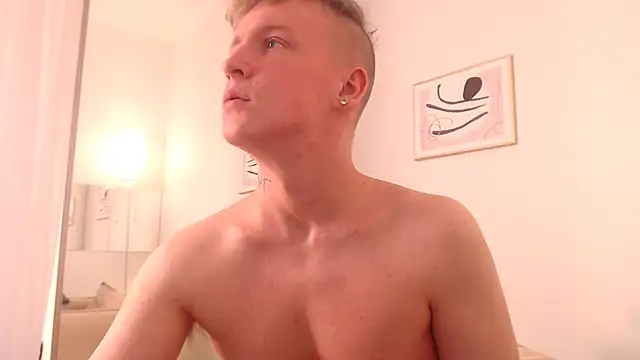 Snapshot of AlexxSweet chatting on May 2026 06:51:02 AM AlexxSweet online show from May 2026 06:51:02 AM