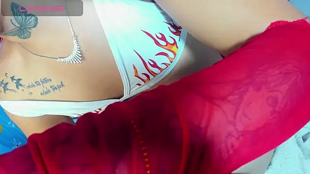 Snapshot of SEXY_DANNA17 chatting on January 2025 09:46:02 PM SEXY DANNA17 online show from January 2025 09:46:02 PM