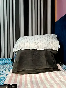 luxusroyce online show from November 2025 02:23:02 AM