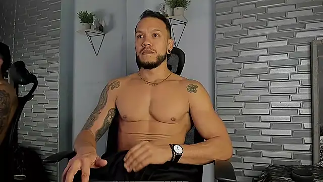 Snapshot of ARON_TAYLER01 chatting on January 2026 10:31:01 AM ARON TAYLER01 online show from January 2026 10:31:01 AM