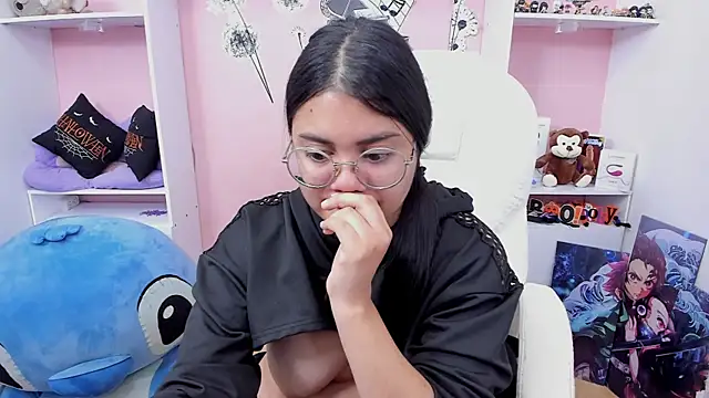 esmeralda112 online show from January 2026 10:09:02 AM